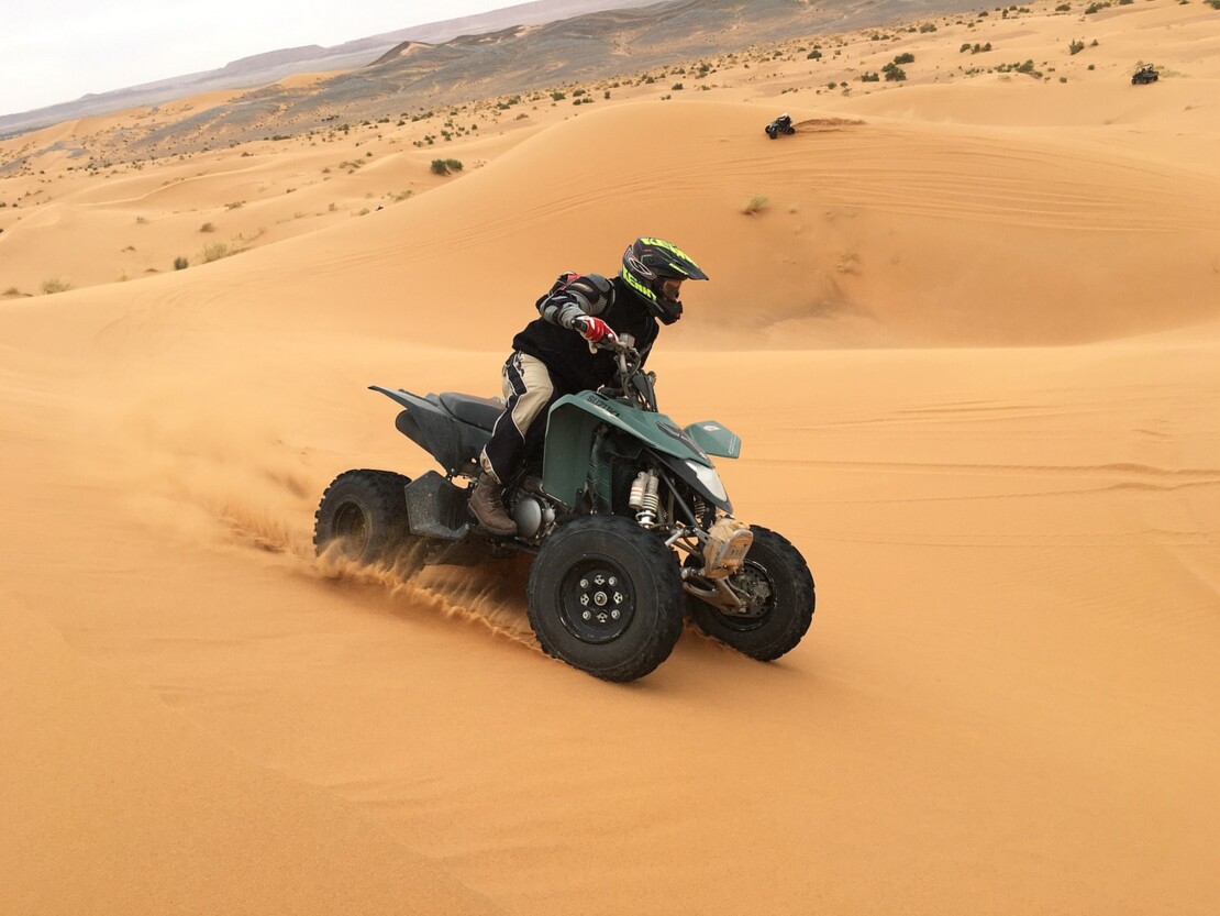 Quad fahren durch die Wüste Hurghada Hurghada Wüste Quad fahren Wüstensafari